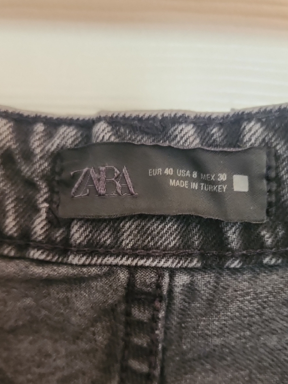 Zara Black High Rise Washed Straight Jeans - Picture 2 of 8